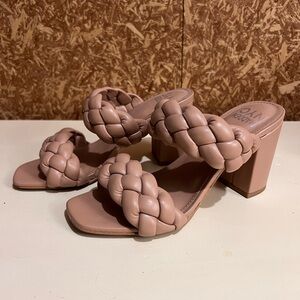 Madden NYC chunky heals size 7